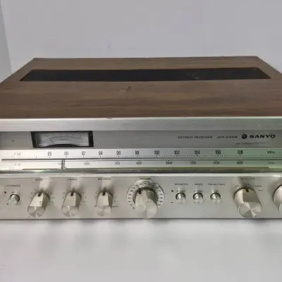 Sanyo JCX 2100K AM FM Stereo Receiver 