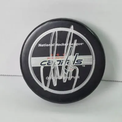 Alex Ovechkin Autographed Puck - Washington Capitals Official  NHL Game Puck