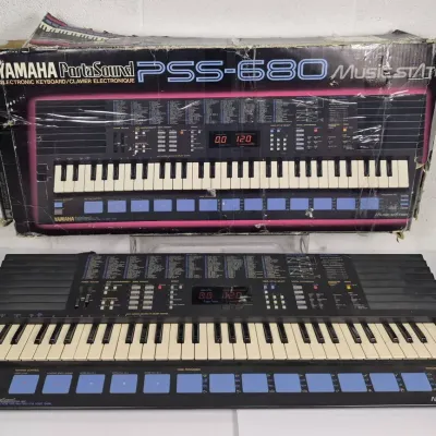Yamaha PortaSound PS-680 Music Station Keyboard 