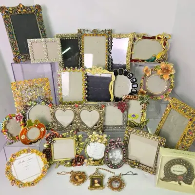 Bejeweled & Fancy Picture Frames - Lot 3