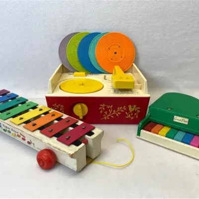 Vintage Musical Toys - Fisher-Price Xylophone And Record Player Also Grand Piano ￼
