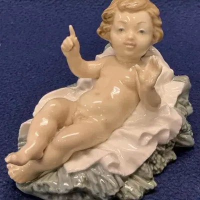 Lladro Porcelain Baby Jesus Figurine Circa 1981