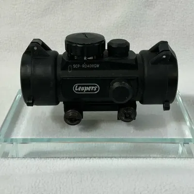 Quick Aim Red/Green Dot Sight from Leapers