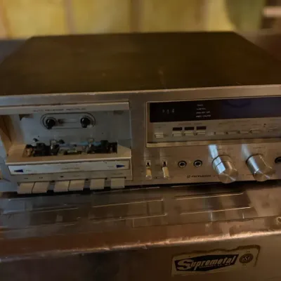 Vintage component is a Pioneer CT-F750 Stereo Cassette Deck, an iconic piece of 1970s Hi-Fi gear