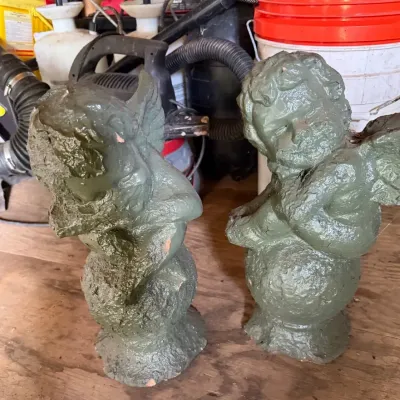 Decorative Cherub Lawn Statues