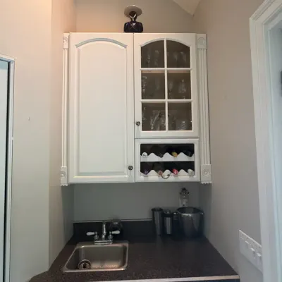 "Drinks are on US" Serving Lot