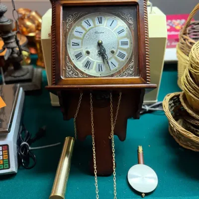 Vintage Alaron 31-day key-wind wall clock
