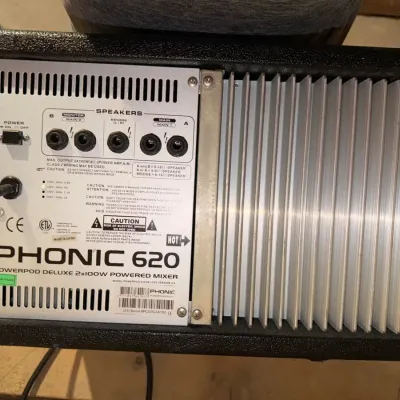 Phonic Powerpod 620 Deluxe, an all-in-one 6-channel powered mixer delivering 2x100W (200W total)