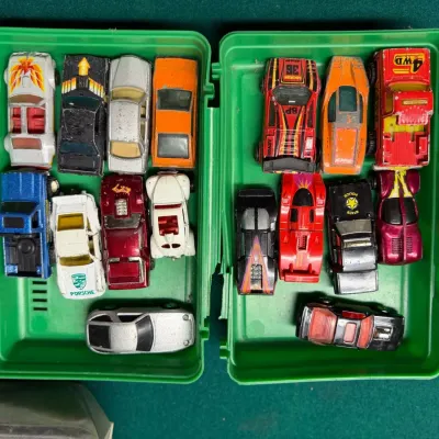 Collection of sixteen vintage die-cast toy cars