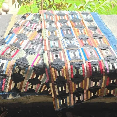 Vintage American Patchwork Quilt - 72"x62"