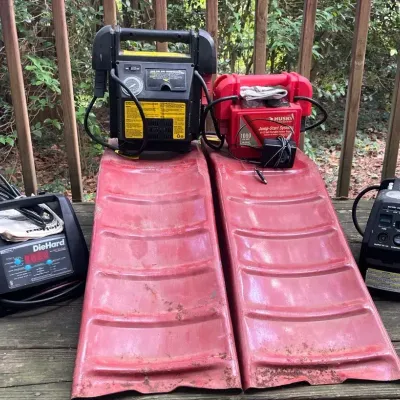 Vehicle Ramp And Jump Starters Lot 