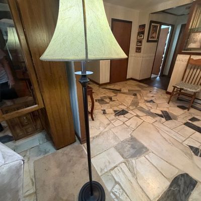Traditional floor lamp-F