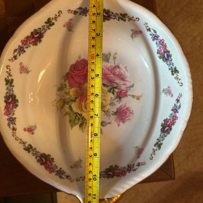 Decorative Floral Pitcher & Rose Bowl – Gold Trim – 2 Pieces (A Den)