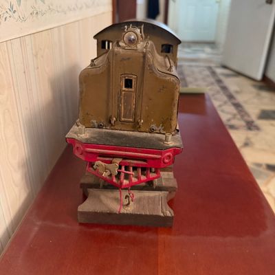Vintage Pre-War Lionel No. 402 Standard Gauge Electric Locomotive