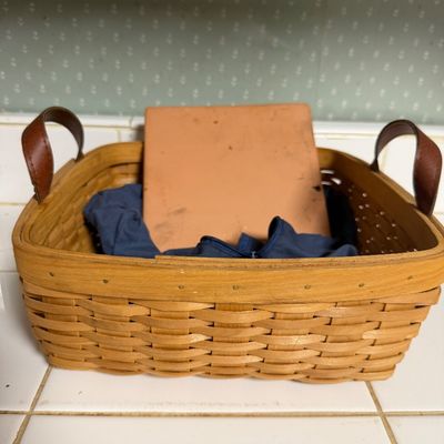 Bread Basket with Terracotta-Warmer-DR