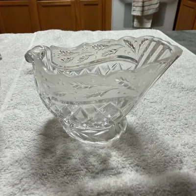 Gorham Holiday Traditions C701 Crystal Sleigh Creamer & Sugar Bowl Set