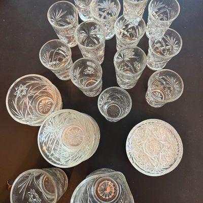 29 pieces of Anchor Hocking Star of David(DR)