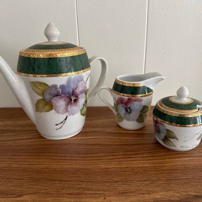 Vintage Germer Porcelanas Finas 3-Piece Tea Service Set Iris Pattern Made in Brazil
