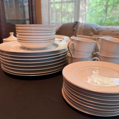 Southwicke China Set-DR