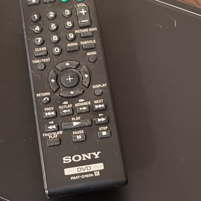 Sony DVP-SR200P Slim DVD/CD Player – Progressive Scan Dolby Digital – Powers On (Tvr)