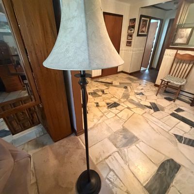 Traditional floor lamp-F