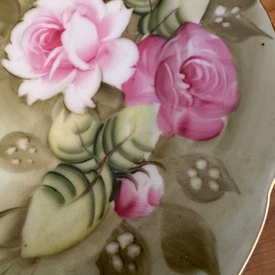 Beautiful Vintage Lefton China "Heritage Green" Hand-Painted Floral Plate- (DR)