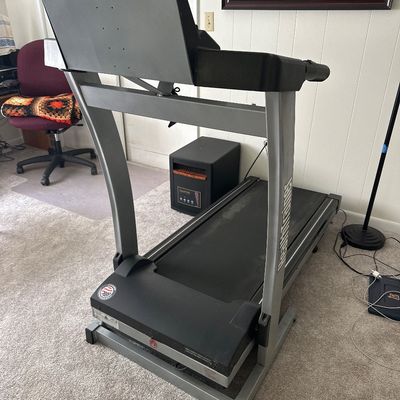 HealthTrainer 501 Folding Electric Treadmill Motorized Running Walking Exercise Machine