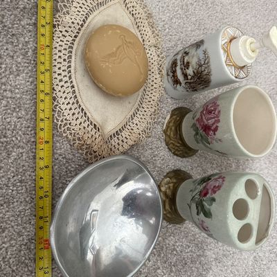 Vintage Bathroom Vanity Set Rappahannock Iron Works Ceramic Floral Cups and Soap Dishes