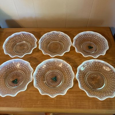 Anchor Hocking Moonstone White Opalescent Ruffled Bowls – Lot of 6