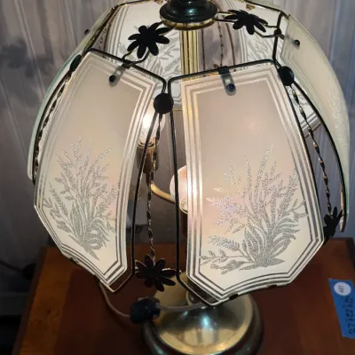Vintage Brass Tone Table Lamp with Etched Frosted Glass Panel Shade – Floral Botanical Design (LR)