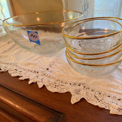5 pieces of “Camellia” by Jeanette Glass-DR