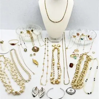 Sale Photo Thumbnail #74