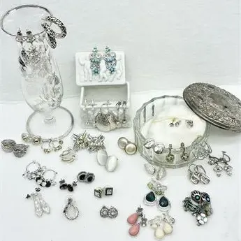 Sale Photo Thumbnail #22