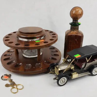 Sale Photo Thumbnail #246