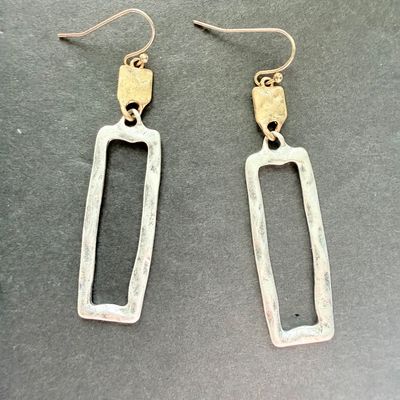Silver tone rectangle dangle earrings
