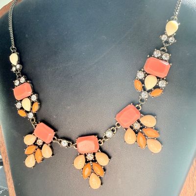 Beautiful pastel colored type fashion necklace