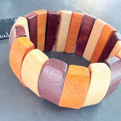 Wood type stretch bracelet