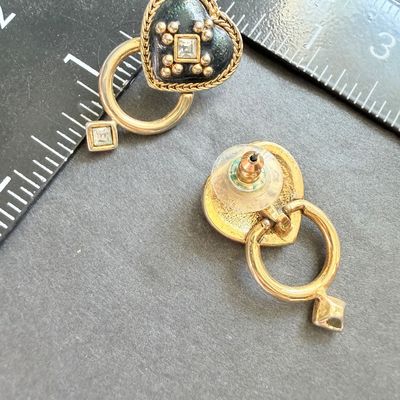 Vintage preimer design marked earrings
