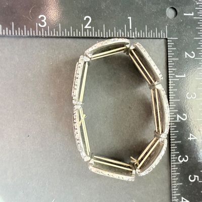 Enamel silver tone stretch bracelet