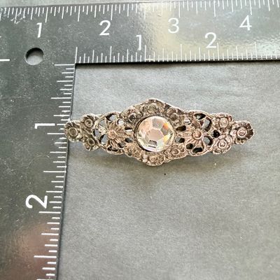 Vintage silver tone brooch