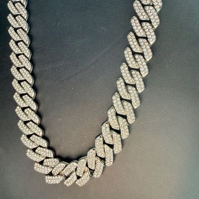 Vintage beautiful rhinestone necklace