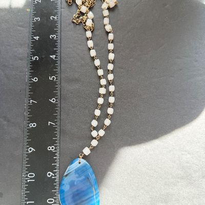 Vintage style blue stone pendant necklace