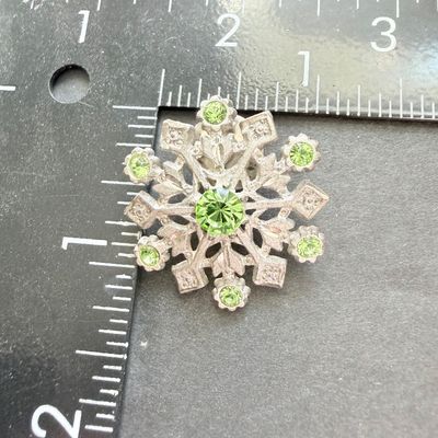 Vintage rhinestone and green rhinestone push pin