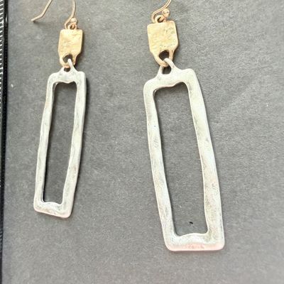 Silver tone rectangle dangle earrings