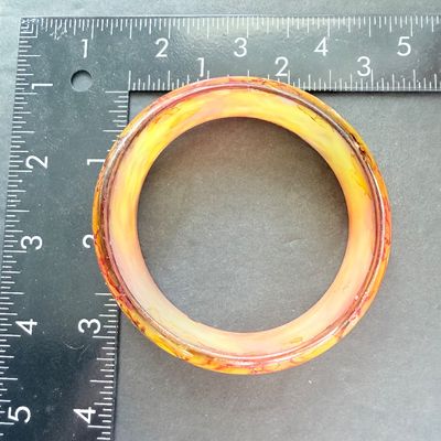 Vintage lucite ? Bracelet