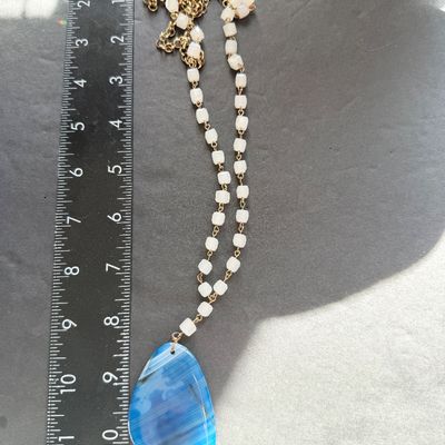 Vintage style blue stone pendant necklace