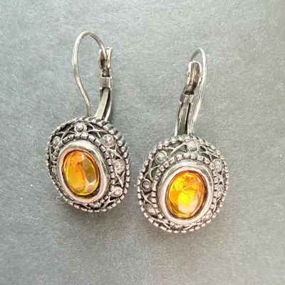 Vintage style beautiful earrings