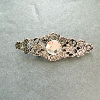 Vintage silver tone brooch