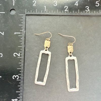 Silver tone rectangle dangle earrings