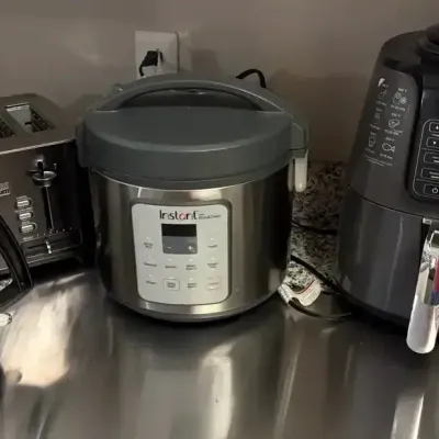 Ninja Air Fryer, Instant Rice Cooker, Hamilton Beach Kettle & Bella Toaster